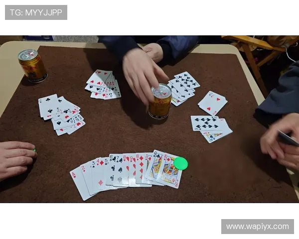 十三水扑克牌免费版下载与安装教程让玩家轻松体验纯正的十三水扑克牌游戏乐趣十三水扑克牌比赛规则与奖励机制全面介绍帮助玩家赢得更多比赛机会